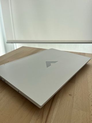 HP Victus 16-e0000 Blanco