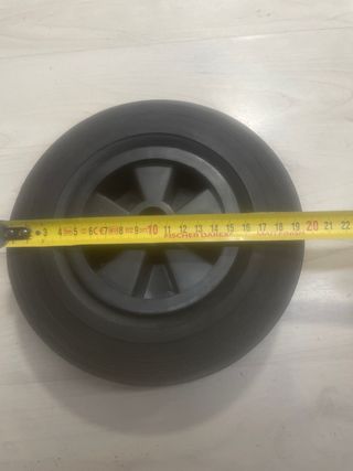 RUEDA MACIZA DE CAUCHO caravana R. JOCKEY