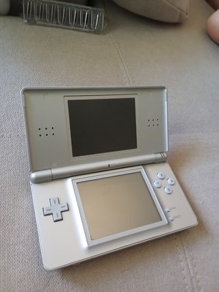 Nintendo DS Plata