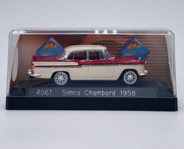 SIMCA CHAMBORD 1958 1:43 SOLIDO 4561