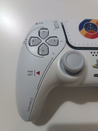 Controller PS5 con joystick magnetici TMR
