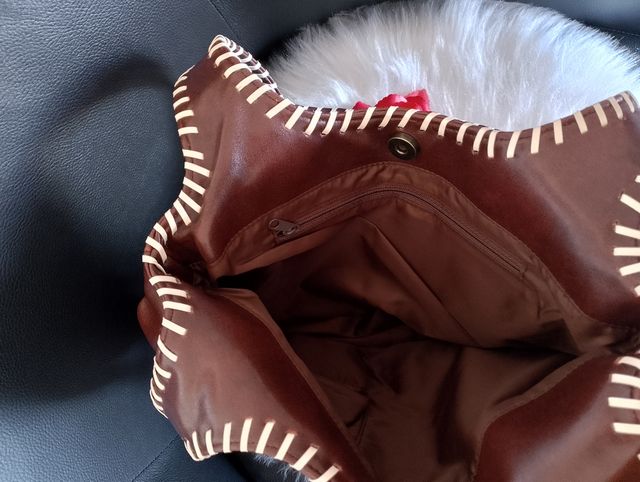 Bolso marrón de hombro