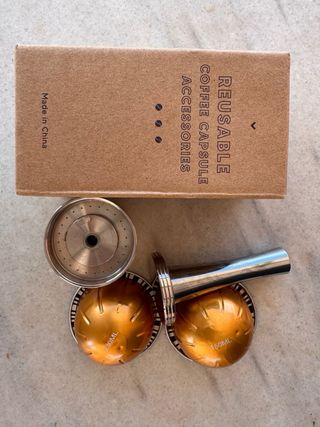 Cafetera Nespresso Vertuo - Negra