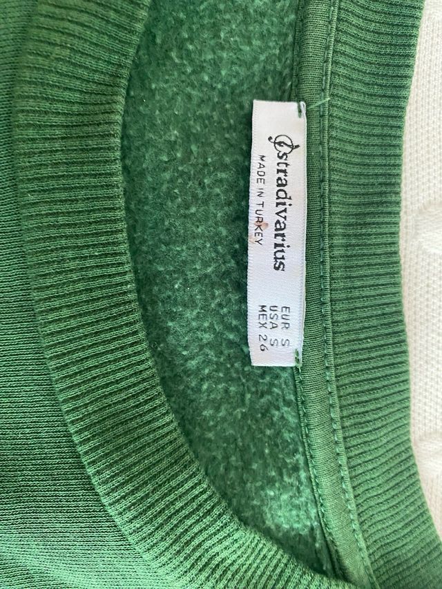 Sudadera verde Le Marais Paris