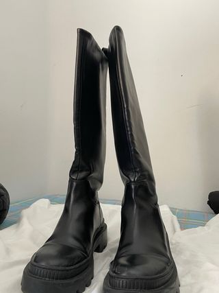 Botas altas negras