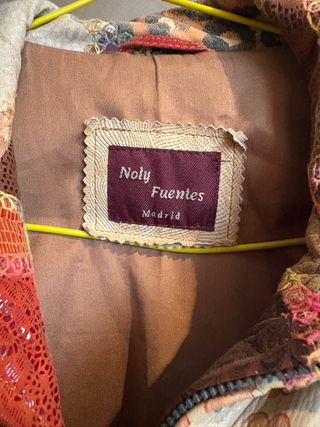 Ropa de mujer variada
