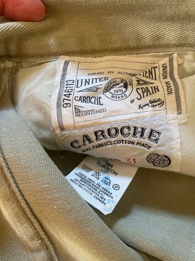 Pantalones vaqueros beige mujer