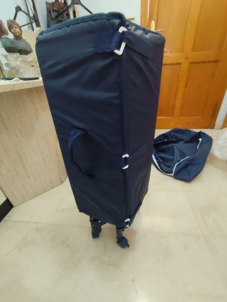 Cuna de viaje plegable