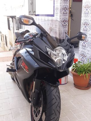 Suzuki GSX-R 750 K7 150cv