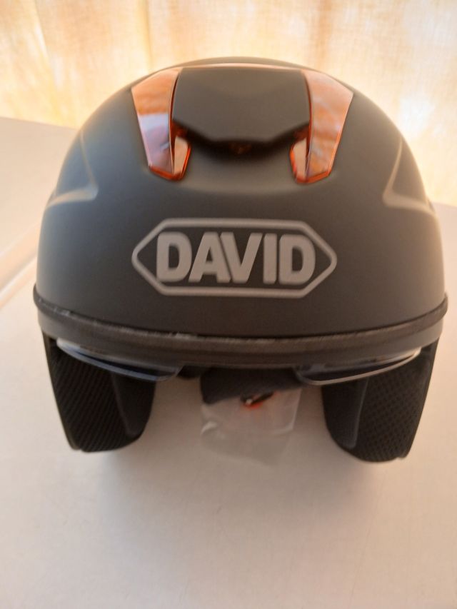 Casco nuevo