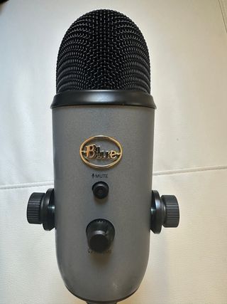 Micrófono Blue Yeti USB Gris + cable USB-C