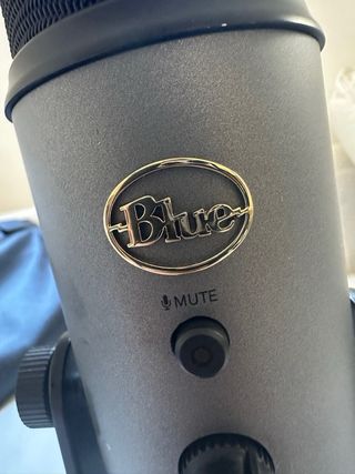 Micrófono Blue Yeti USB Gris + cable USB-C