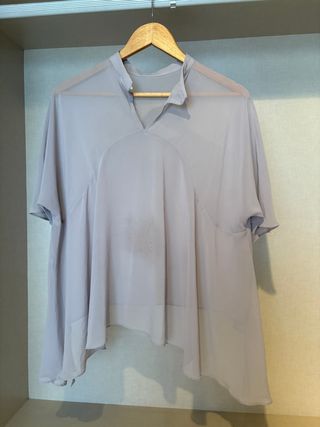 Ropa de mujer variada