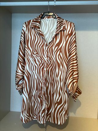 Ropa de mujer variada