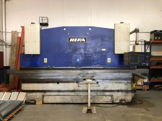 Plegadora HERA 4m 220Tn CNC