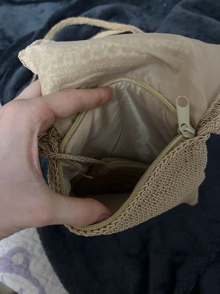Bolso bandolera beige crochet