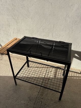 Asador metálico negro pequeño