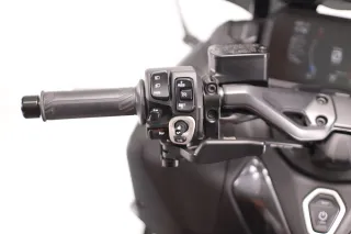 YAMAHA T-MAX 560 TECH 2023