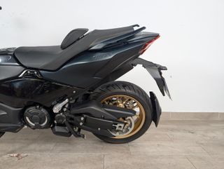 YAMAHA TMAX TECH MAX 2024