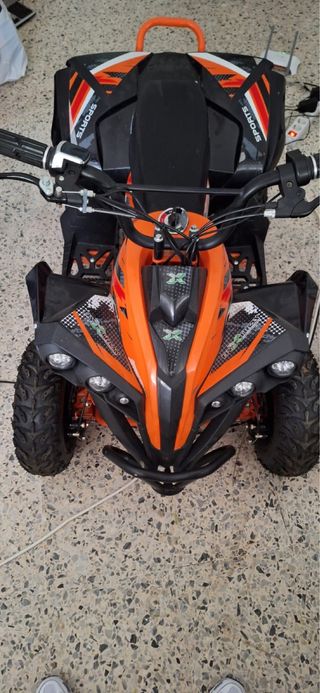 Moto eléctrica infantil