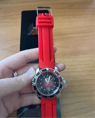 Orologio Editions Atlas rosso