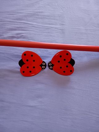 Barra cortina roja extensible