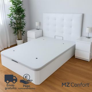 Canapé,mesitas y cabezal .