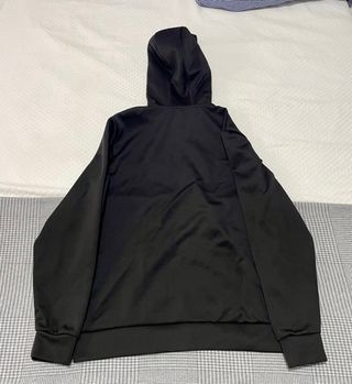 Sudadera Fila negra con capucha