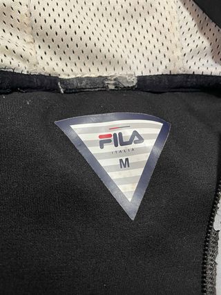 Sudadera Fila negra con capucha