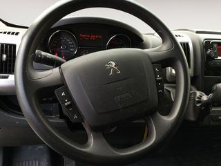 Peugeot Boxer 335 2.2 BlueHDi L2H2 S&S