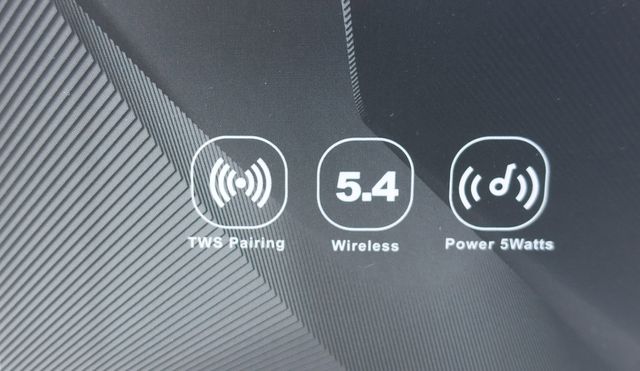 Altavoz portátil Now:Go. Resistente al agua.