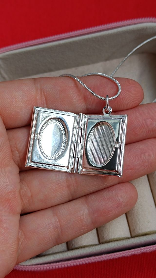 Collar relicario libro plata