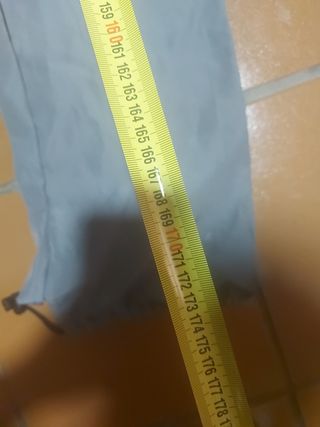 Funda gris para sombrilla