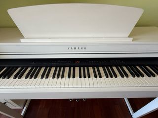 Yamaha CLP-440 Clavinova Blanco