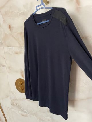 Camiseta Guess negra - Talla L