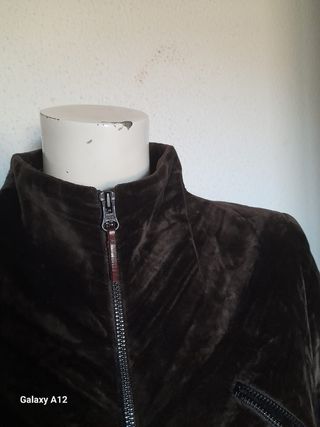 Chaqueta Purificación García marrón