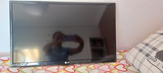 TV LG 32" negra
