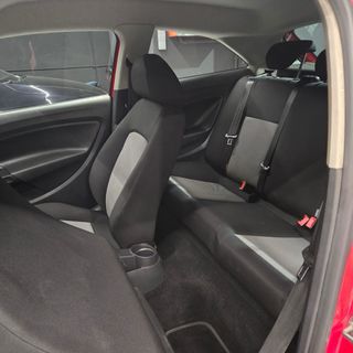 SEAT Ibiza (UNICO PROPIETARIO)