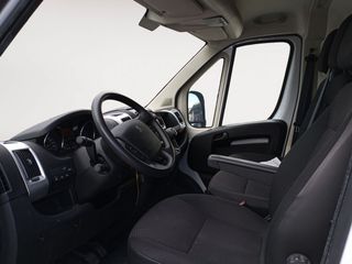 Peugeot Boxer 335 2.2 BlueHDi L2H2 S&S