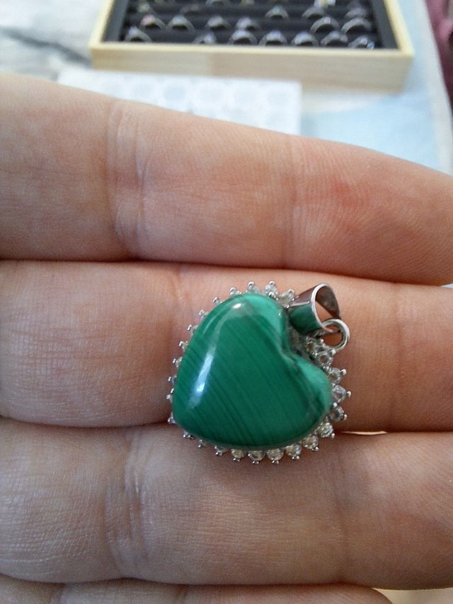 Ciondolo cuore malachite e acciaio