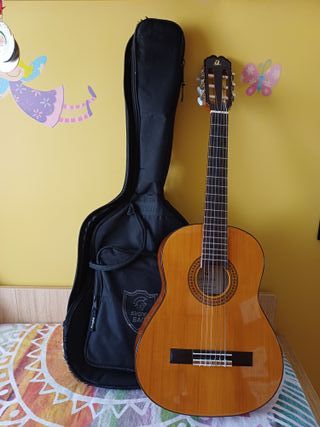 Guitarra clásica 3/4 Admira