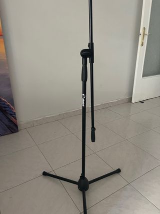 Trípode Micrófono Adam 