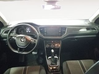 Volkswagen T-Roc Advance