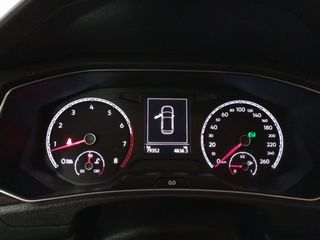 Volkswagen T-Roc Advance