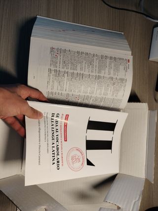 Il vocabolario della lingua latina. Latino-italian