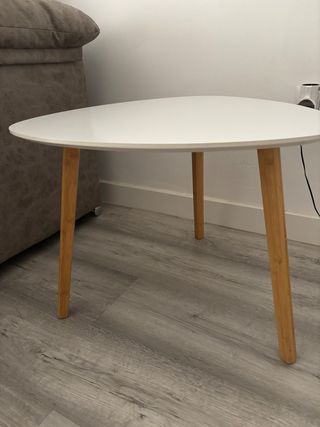 Mesita café blanco - madera bambú
