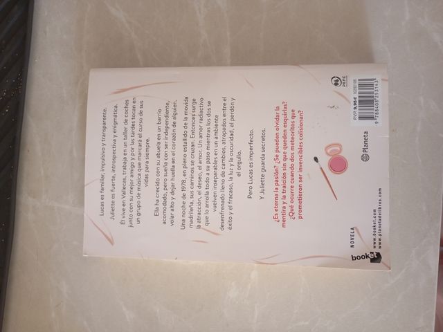 Tú y yo, invencibles: La autora más vendida del...