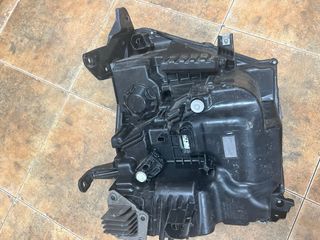 Faro Ford Ranger 2025 Izquierdo