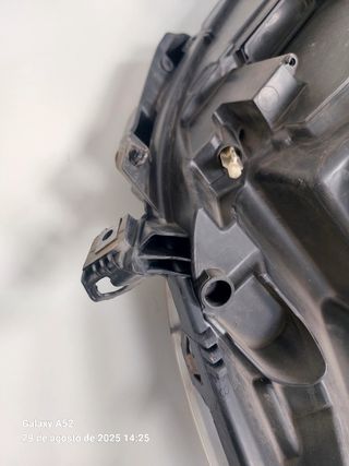 Faros Delanteros Renault Scenic 3 de 2014