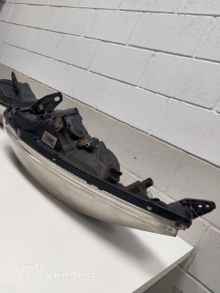 Faros Delanteros Renault Scenic 3 de 2014